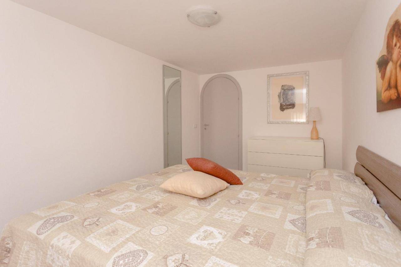 Domus Elisae Apartment تاورمينا المظهر الخارجي الصورة